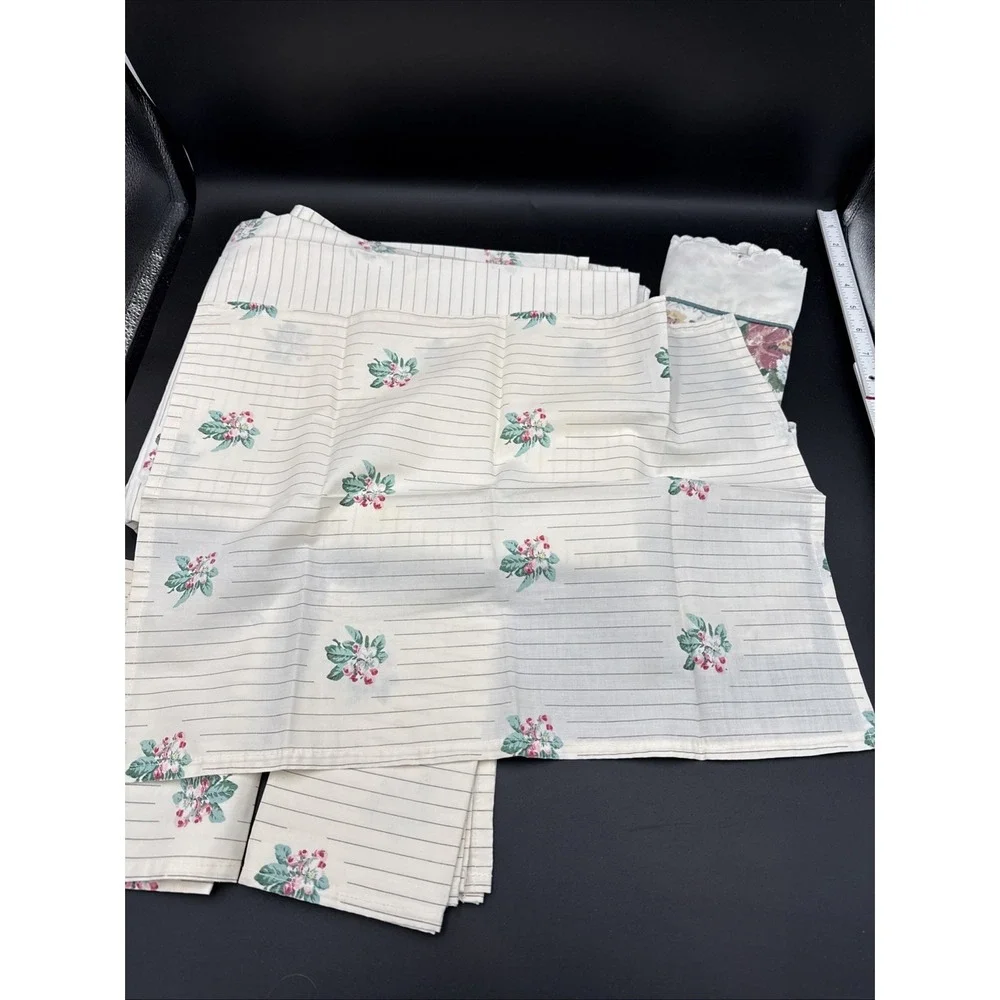 Vintage Tablecloth Repurposed From Twin Sheet, Napkins, Floral Roses